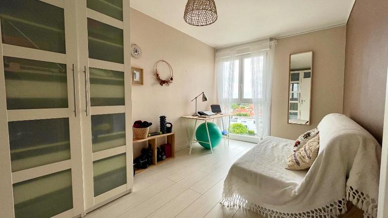 Appartement - 70 m² - 4 pièces