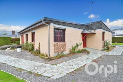 Maison - 92 m² - 5 pièces