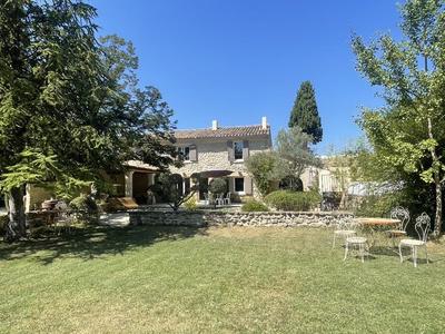 Maison - 171 m² - 8 pièces