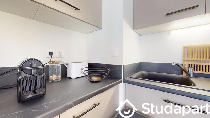 Chambre - 15 m² - 1 pièce