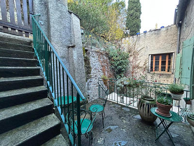 Maison - 200 m² - 6 pièces