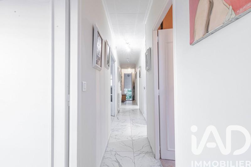 Maison - 95 m² - 5 pièces