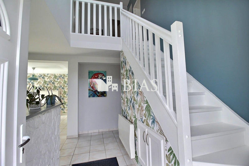 Maison - 120 m² - 5 pièces