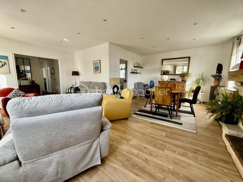 Maison - 91 m² - 5 pièces