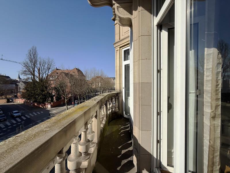 Appartement - 147 m² - 6 pièces