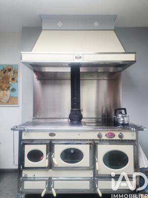 Maison - 146 m² - 8 pièces