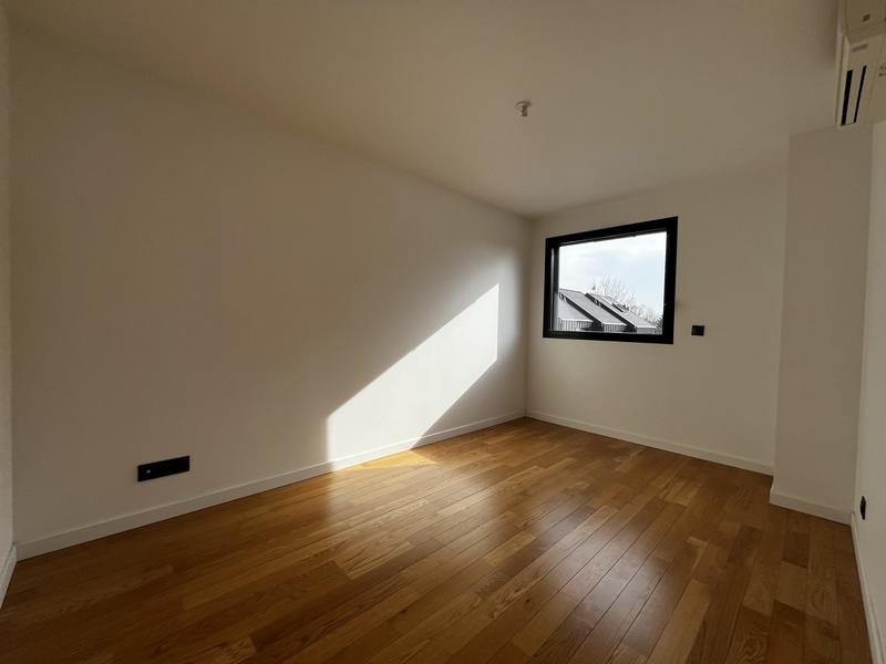Maison - 81 m² - 4 pièces