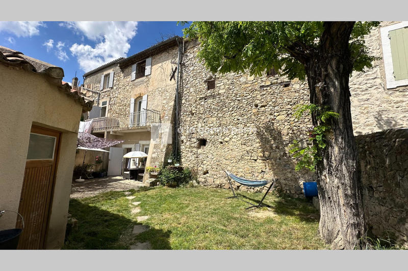 Maison de village - 147 m² - 5 pièces