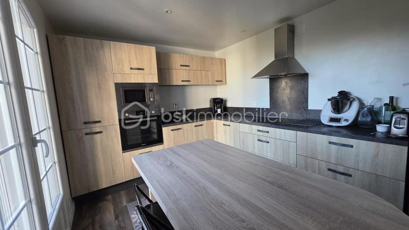 Maison - 197 m² - 6 pièces