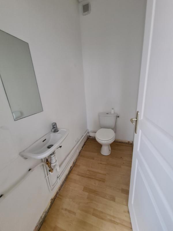 Local d'activité / Entrepôt - 42 m²