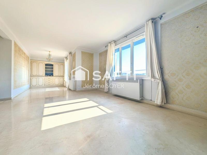 Appartement - 83 m² - 3 pièces