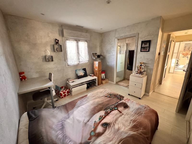 Maison - 111 m² - 4 pièces