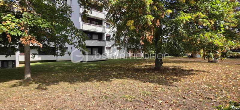 Appartement - 82 m² - 4 pièces
