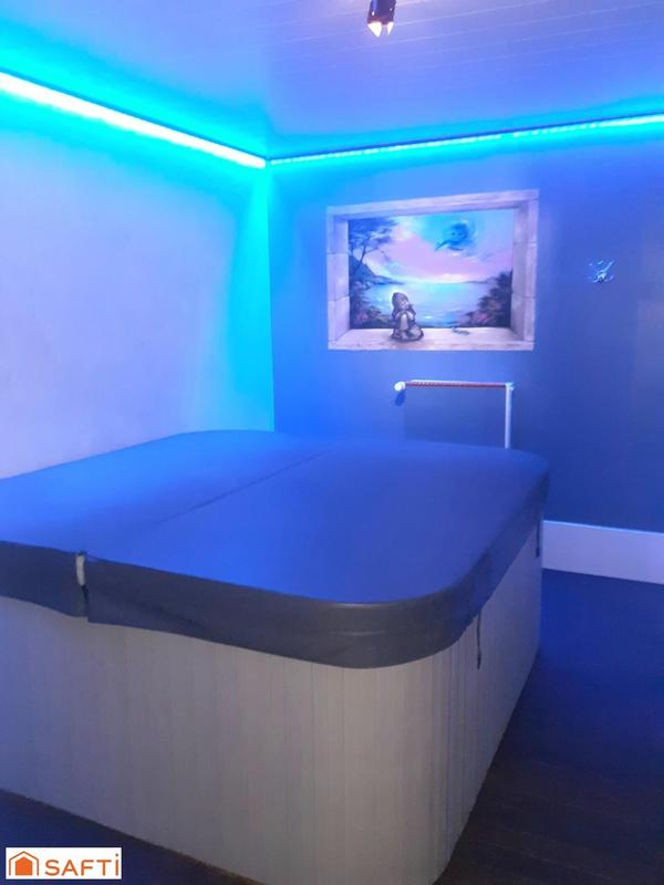 Maison - 700 m² - 18 pièces