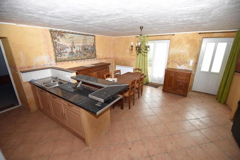 Maison - 96 m² - 3 pièces