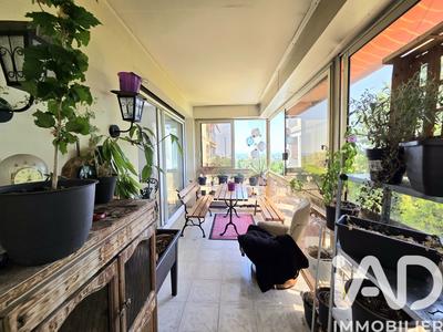 Appartement - 86 m² - 3 pièces