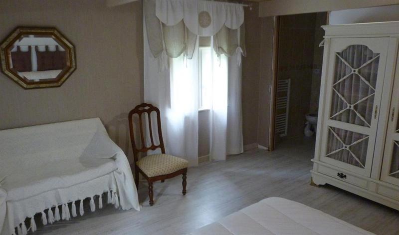 Maison - 185 m² - 8 pièces