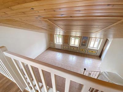 Maison - 200 m² - 7 pièces