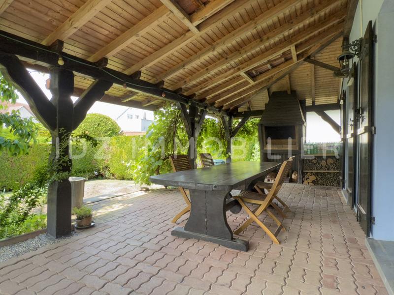 Maison - 87 m² - 5 pièces