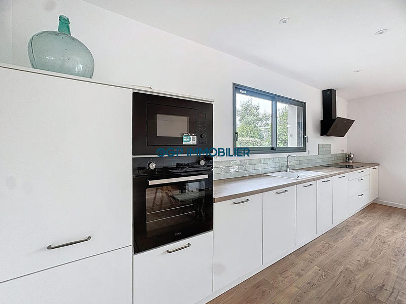 Maison - 110 m² - 4 pièces