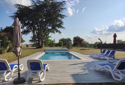 Maison - 350 m² - 13 pièces