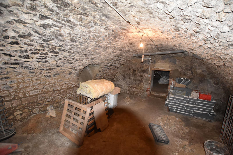 Maison - 260 m² - 9 pièces