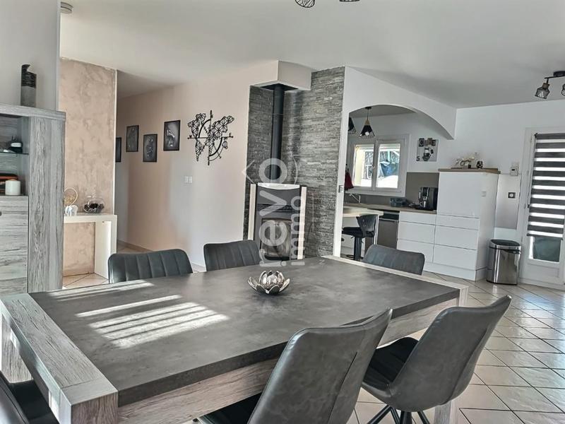 Maison - 105 m² - 4 pièces