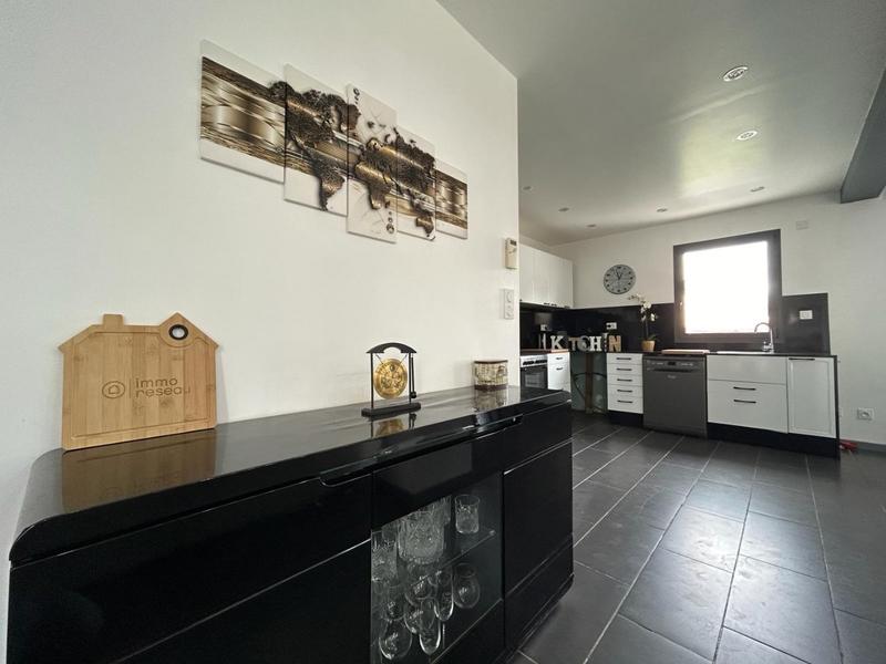 Maison - 160 m² - 8 pièces