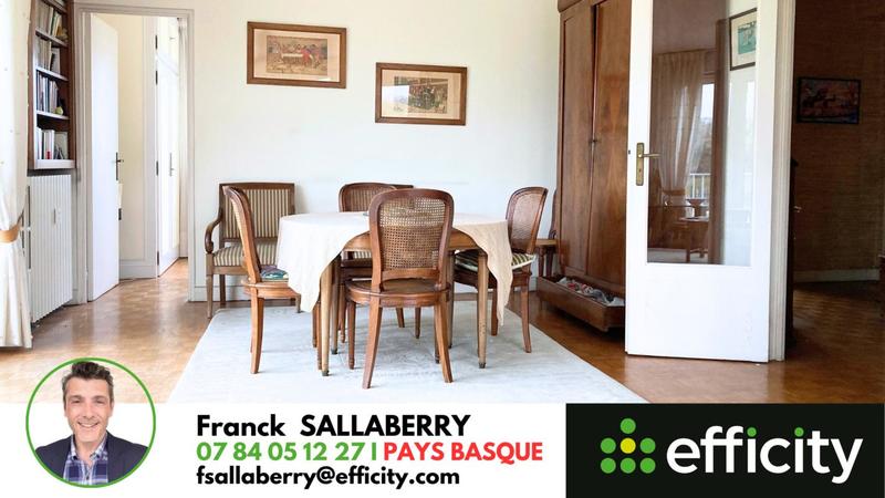 Appartement - 95 m² - 4 pièces