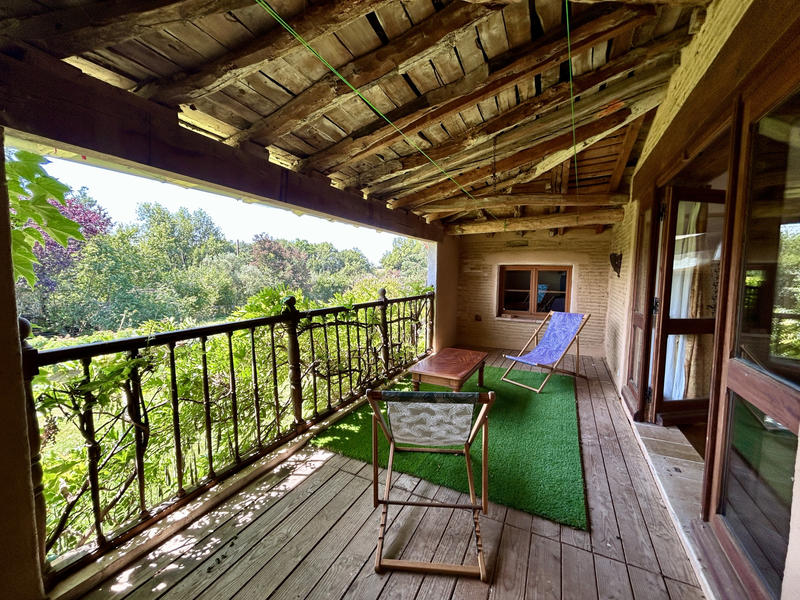 Maison - 380 m² - 10 pièces