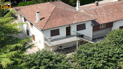 Maison - 175 m² - 6 pièces