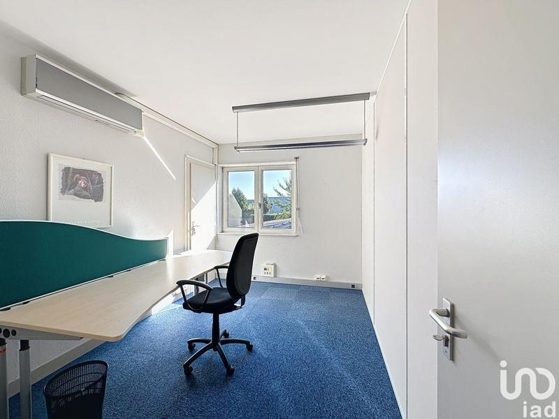 Bureau - 137 m²