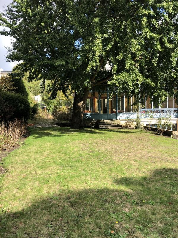 Maison - 876 m² - 20 pièces