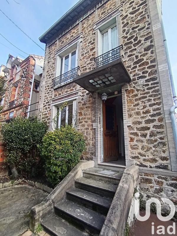 Maison - 92 m² - 6 pièces