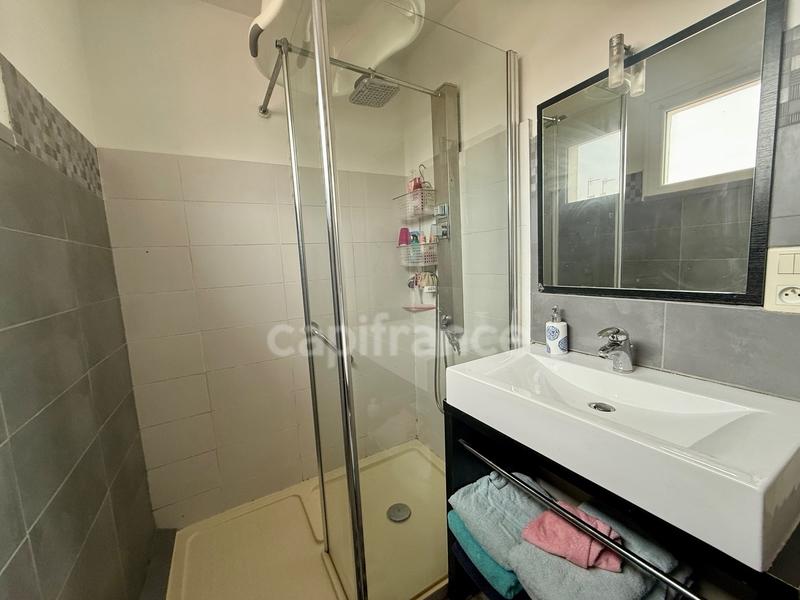 Maison - 102 m² - 6 pièces