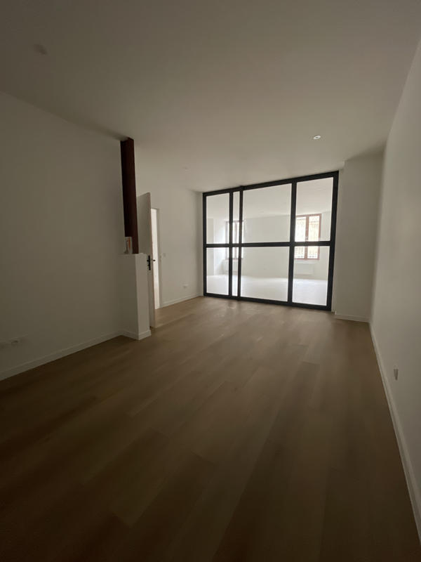 Appartement - 70 m² - 2 pièces