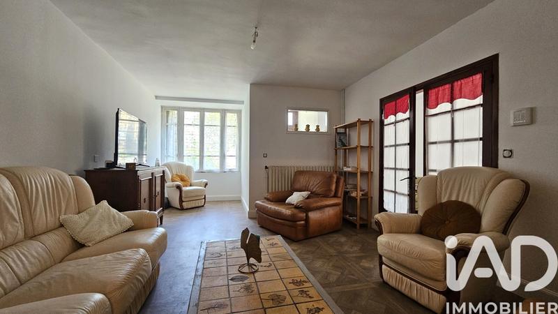Maison de village - 220 m² - 12 pièces