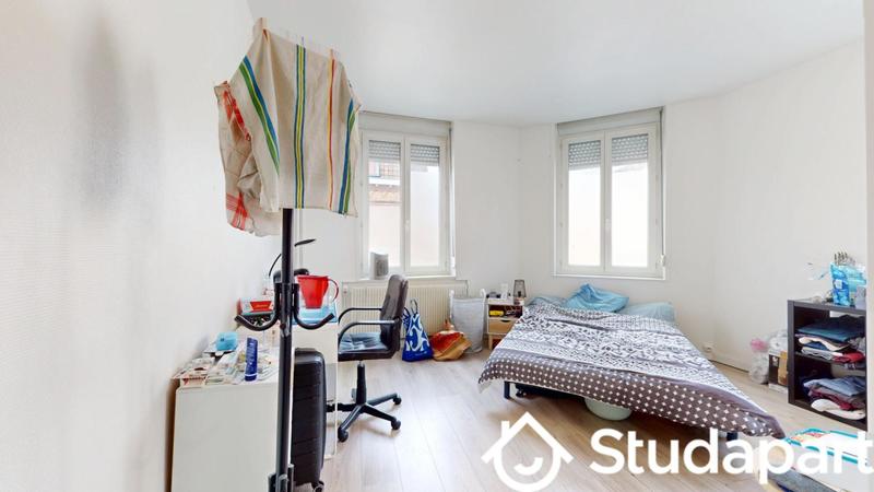 Chambre - 17 m² - 1 pièce