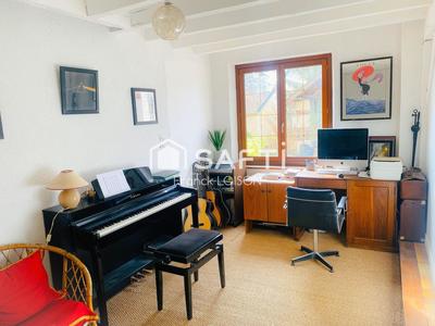 Maison - 113 m² - 6 pièces