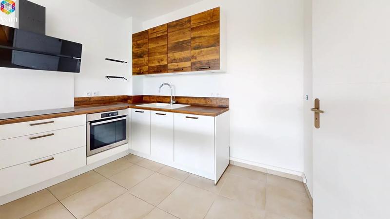 Appartement - 60 m² - 3 pièces