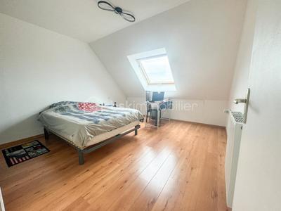 Maison - 159 m² - 8 pièces