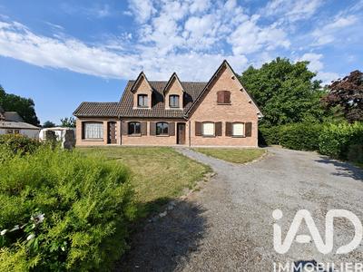 Maison - 180 m² - 6 pièces