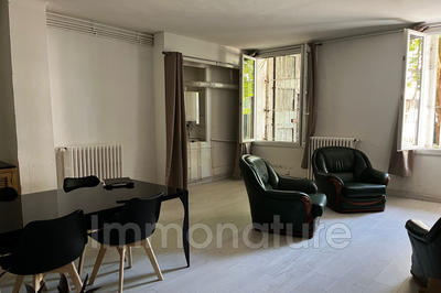 Appartement - 102 m² - 3 pièces