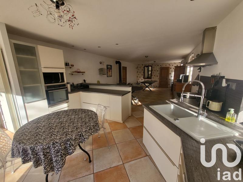 Maison - 350 m² - 10 pièces