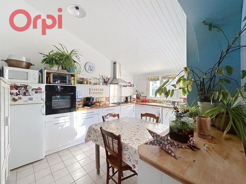 Maison - 85 m² - 4 pièces