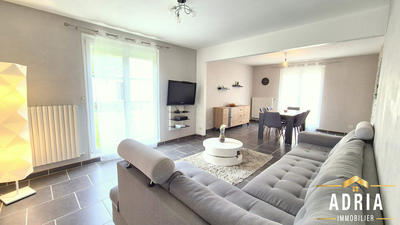 Maison - 122 m² - 5 pièces