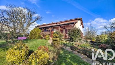 Maison - 157 m² - 5 pièces