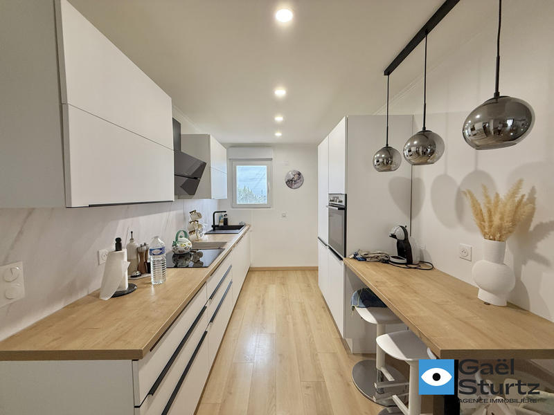 Appartement - 75 m² - 3 pièces