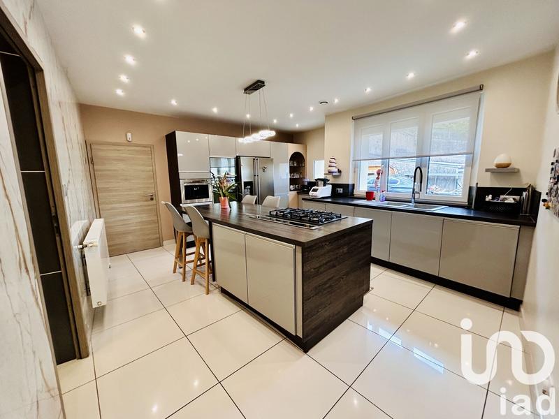 Maison de ville - 178 m² - 5 pièces