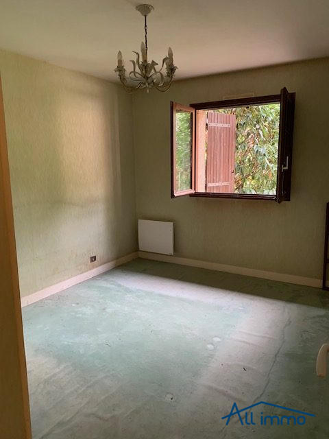 Maison - 145 m² - 8 pièces